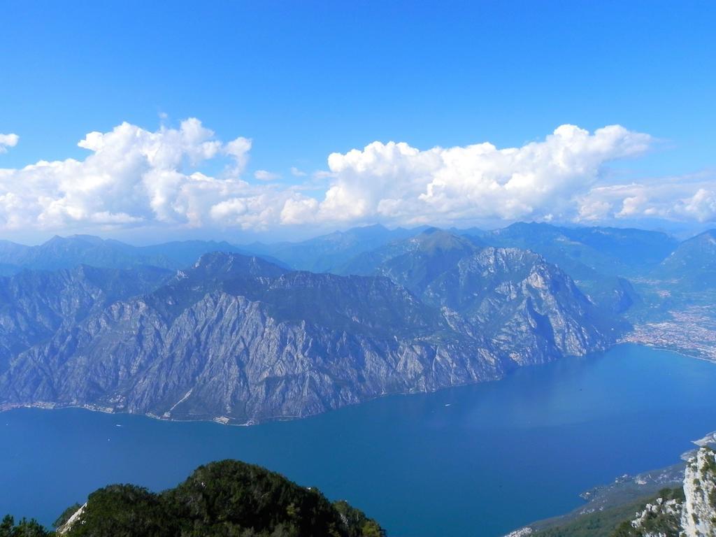 Rifugio Monte Baldo 호텔 아비오 외부 사진
