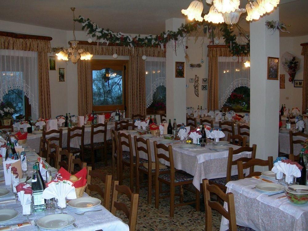 Rifugio Monte Baldo 호텔 아비오 외부 사진