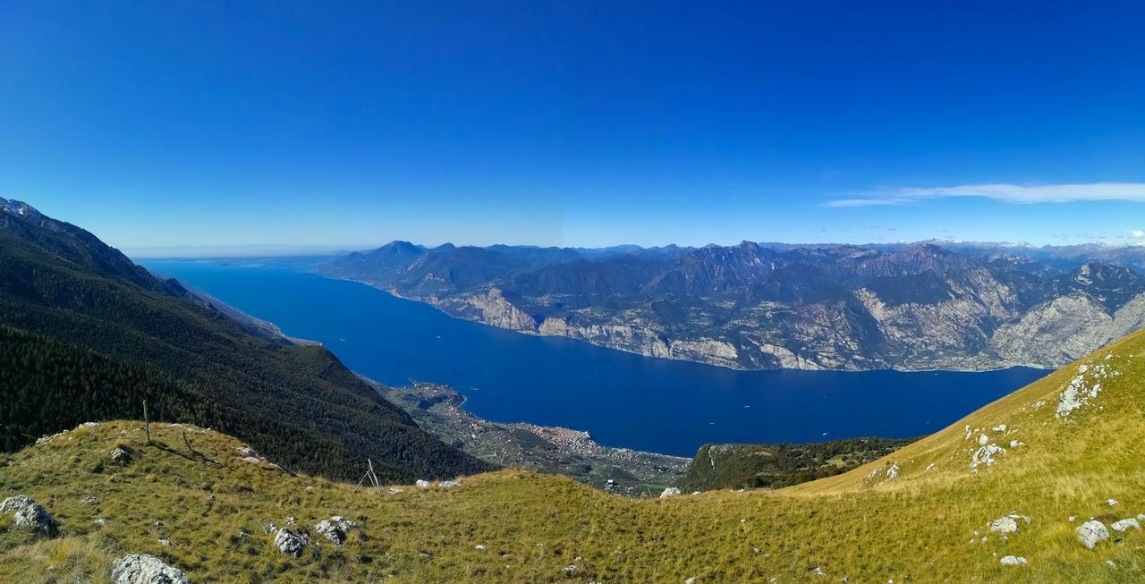 Rifugio Monte Baldo 호텔 아비오 외부 사진